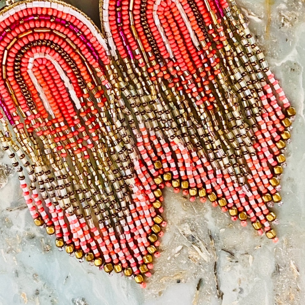 🌺🎉HP🎉🌺 NWT Deepa Gurnani Luxe Beaded Fringe Chandeliers - Picture 4 of 16